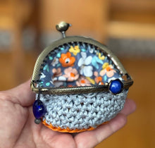 DIY Kiss Lock Clasp Change Purse (coming soon)