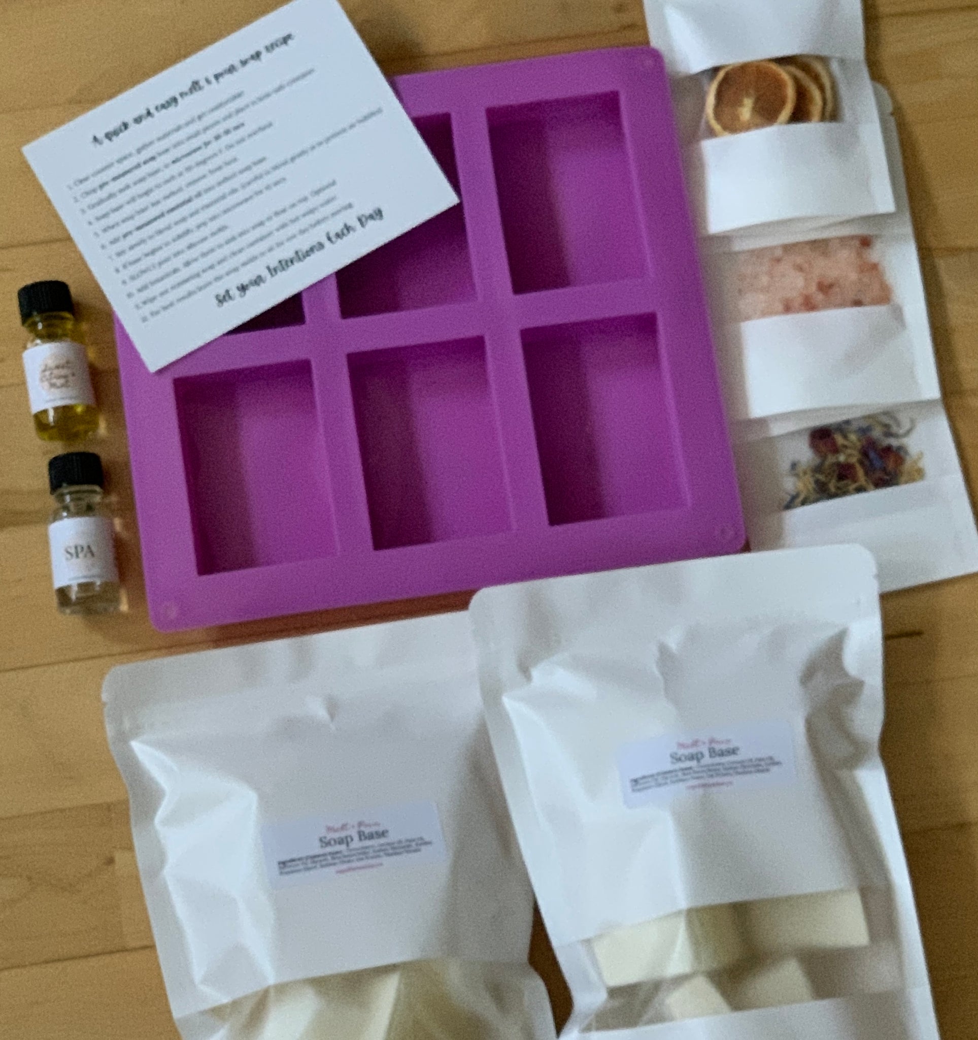 Melt & Pour Soap-Making Kit